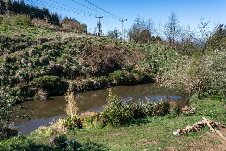 Photo of property in 114 Dalziel Road, Halfway Bush, Dunedin, 9010