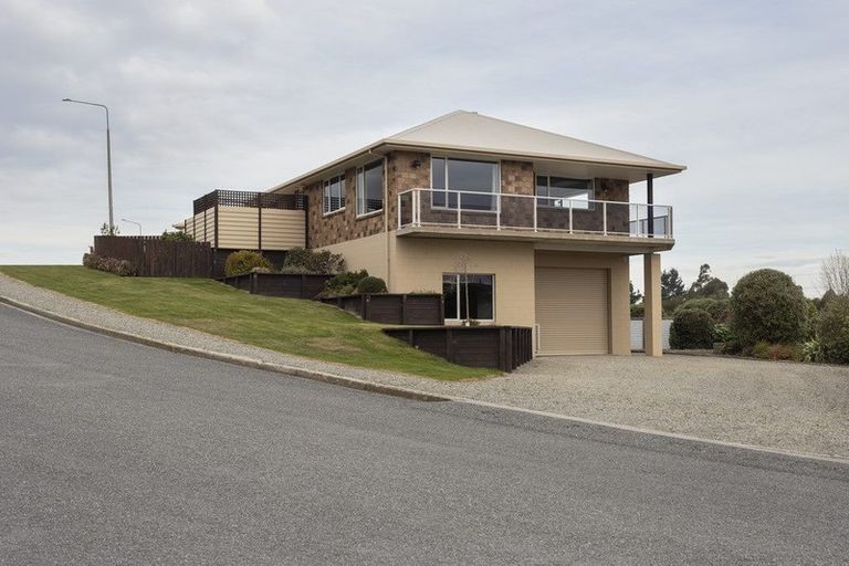 Photo of property in 15 Grove Avenue, Weston, Oamaru, 9401