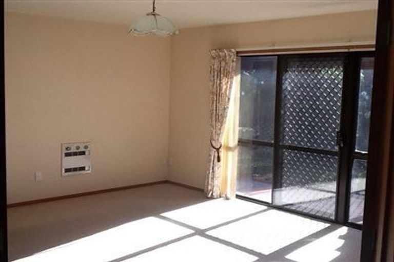 Photo of property in 3/8 Dilworth Street, Riccarton, Christchurch, 8011