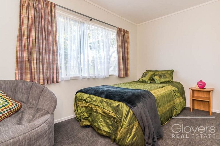Photo of property in 4/109 Don Buck Road, Massey, Auckland, 0614