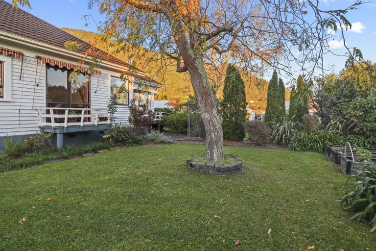 Photo of property in 6 Russell Avenue, Te Aroha, 3320
