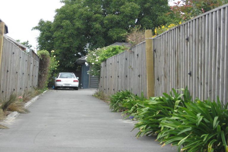 Photo of property in 8a Suva Street, Upper Riccarton, Christchurch, 8041