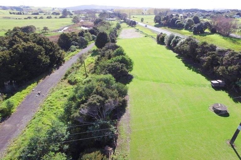 Photo of property in 12 Doctors Hill Road, Ruakaka, 0582