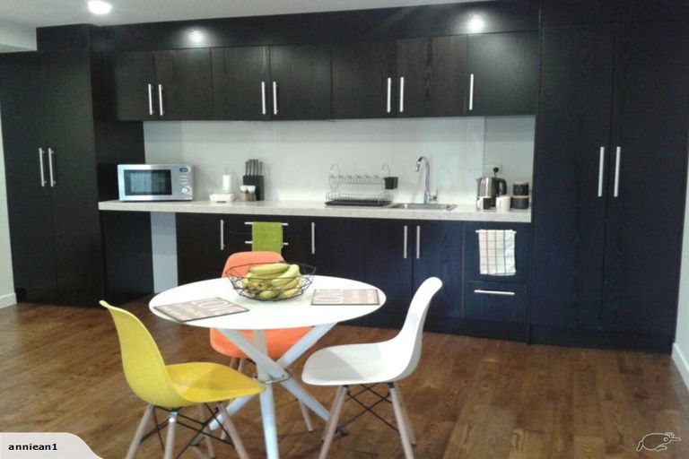 Photo of property in 48 Harrowglen Drive, Northcross, Auckland, 0630