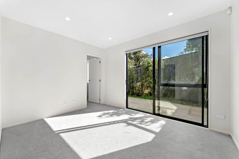 Photo of property in 11c Bowman Road, Forrest Hill, Auckland, 0620