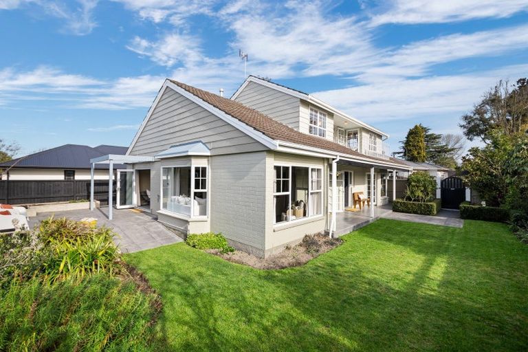 Photo of property in 2/198 Clyde Road, Burnside, Christchurch, 8053