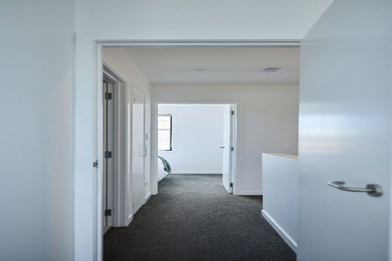 Photo of property in 90 Te Puketoka Lane, Mangere, Auckland, 2022