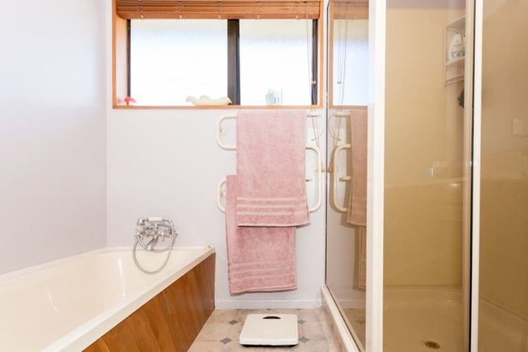 Photo of property in 63 Kedleston Drive, Avonhead, Christchurch, 8042