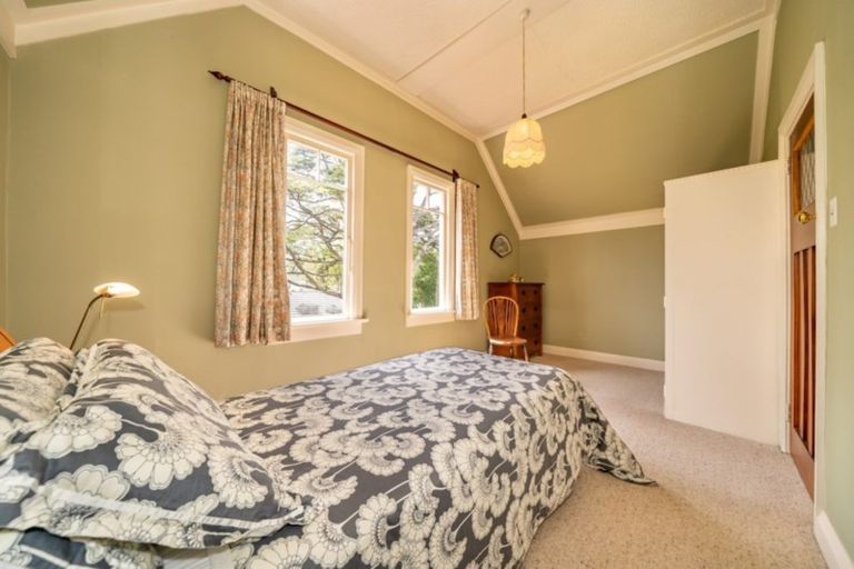 Photo of property in 2 Bracken Street, Wallaceville, Upper Hutt, 5018