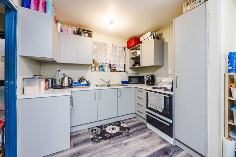 Photo of property in 2/22 Norrie Smith Avenue, Flat Bush, Auckland, 2023