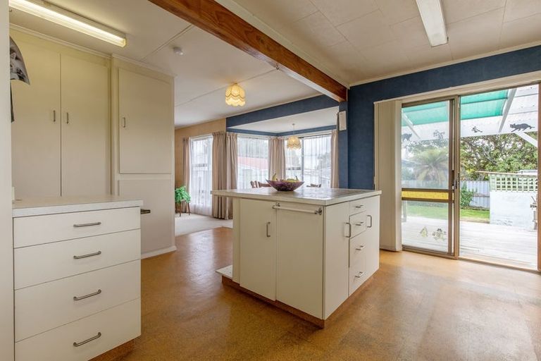 Photo of property in 131 Te Rangitautahanga Road, Turangi, 3334