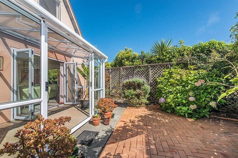 Photo of property in 8a Kipling Street, Johnsonville, Wellington, 6037