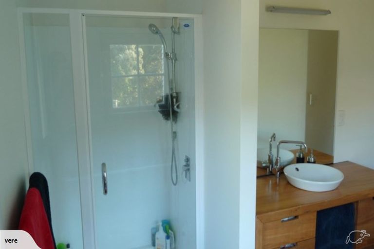 Photo of property in 29 Melrose Road, Island Bay, Wellington, 6023