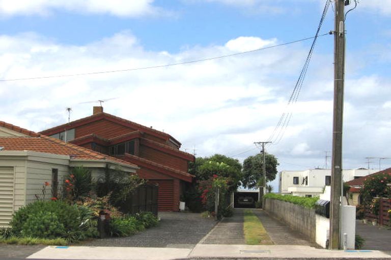 Photo of property in 1/23 Craig Road, Milford, Auckland, 0620