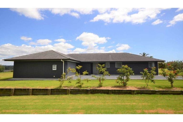 Photo of property in 4 Rarere Terrace, Kerikeri, 0230