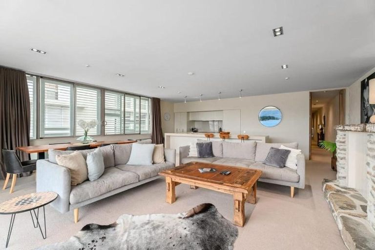 Photo of property in 153 Ardmore Street, Wanaka, 9305