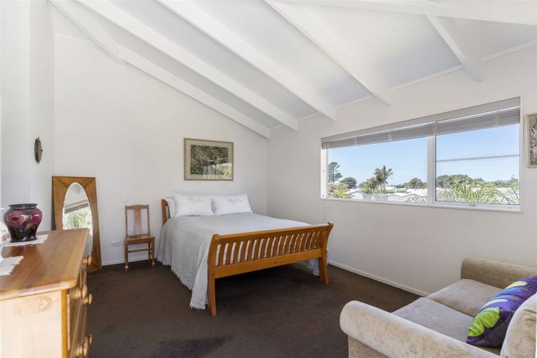 Photo of property in 13 Coutts Road, Pauanui, Hikuai, 3579