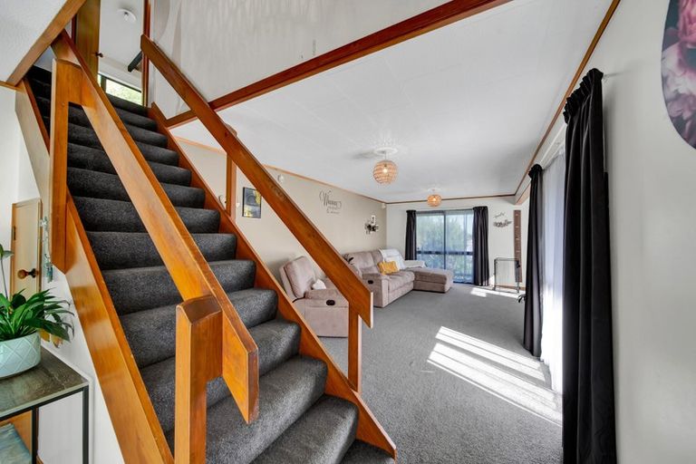 Photo of property in 31 Herekawe Drive, Spotswood, New Plymouth, 4310