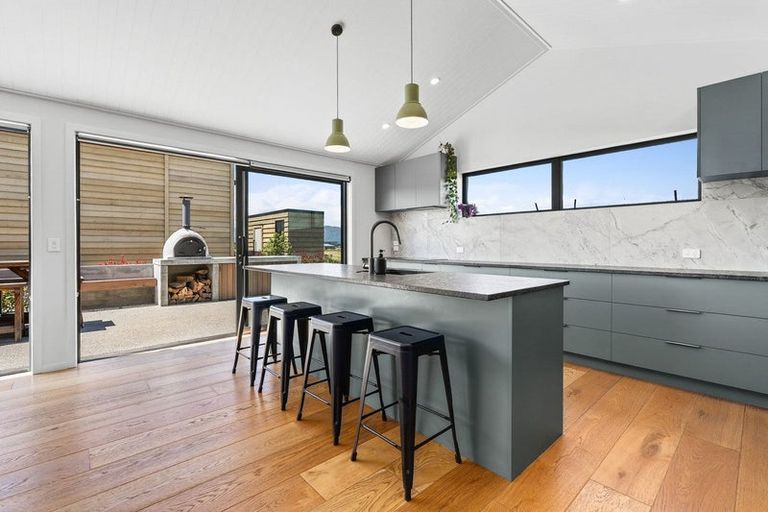 Photo of property in 9 Mcdonald Street, Wanaka, 9305