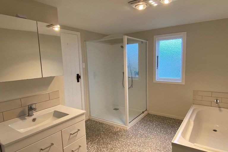 Photo of property in 3 High Street West, Waitara, 4320