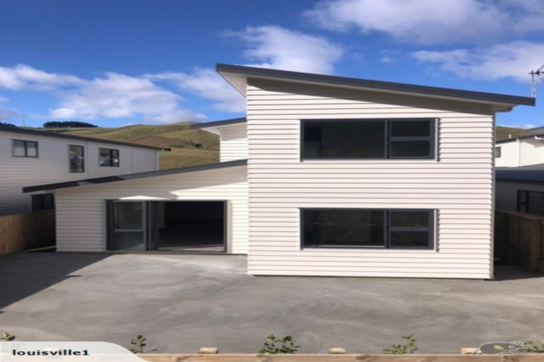 Photo of property in 59 Melksham Drive, Churton Park, Wellington, 6037