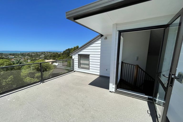 Photo of property in 941a East Coast Road, Torbay, Auckland, 0630