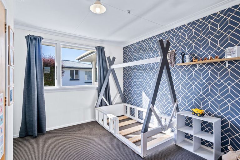 Photo of property in 27 Glenalmond Crescent, Rockdale, Invercargill, 9812