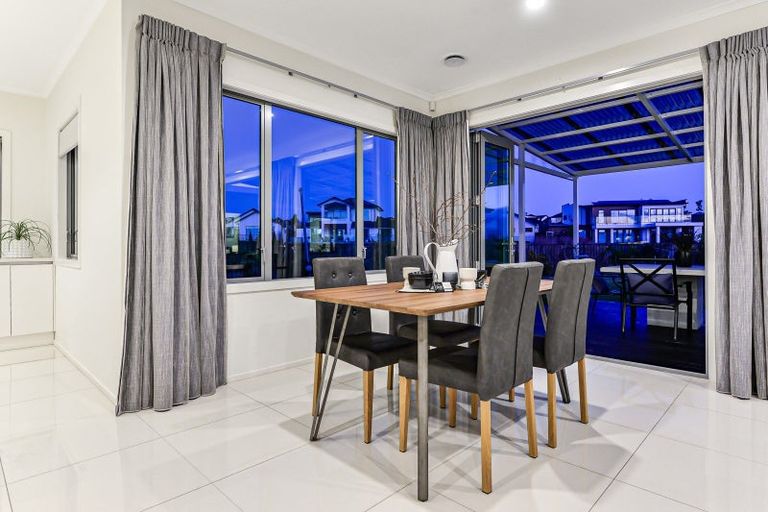 Photo of property in 14 Platina Place, Flagstaff, Hamilton, 3210