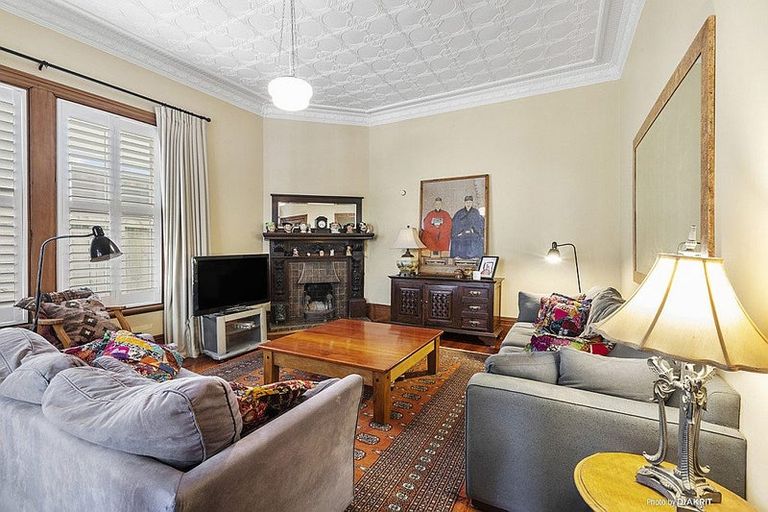 Photo of property in 164 Tasman Street, Mount Cook, Wellington, 6021