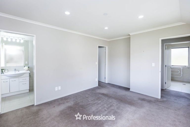 Photo of property in 64 Evergreen Crescent, Trentham, Upper Hutt, 5018