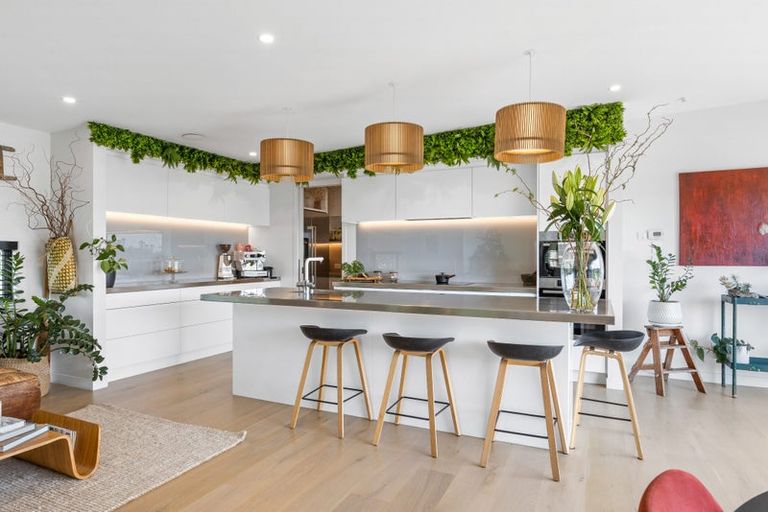 Photo of property in 3a William Bayes Place, Red Beach, 0932