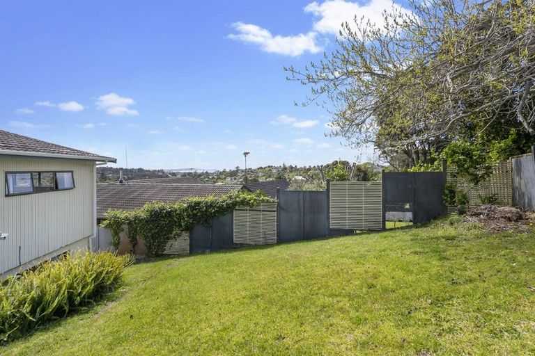 Photo of property in 36 Lingham Crescent, Torbay, Auckland, 0630