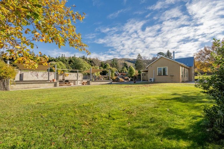 Photo of property in 9125 Hyde-middlemarch Road, Hyde, Ranfurly, 9397