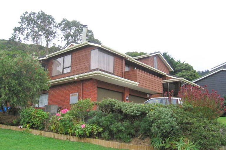 Photo of property in 48 Peterhouse Street, Tawa, Wellington, 5028