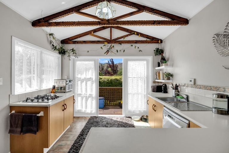 Photo of property in 10 Hakataramea Valley Road, Hakataramea, Kurow, 9498