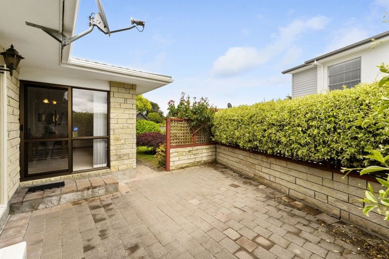 Photo of property in 23 Hurunui Street, Waikanae, 5036
