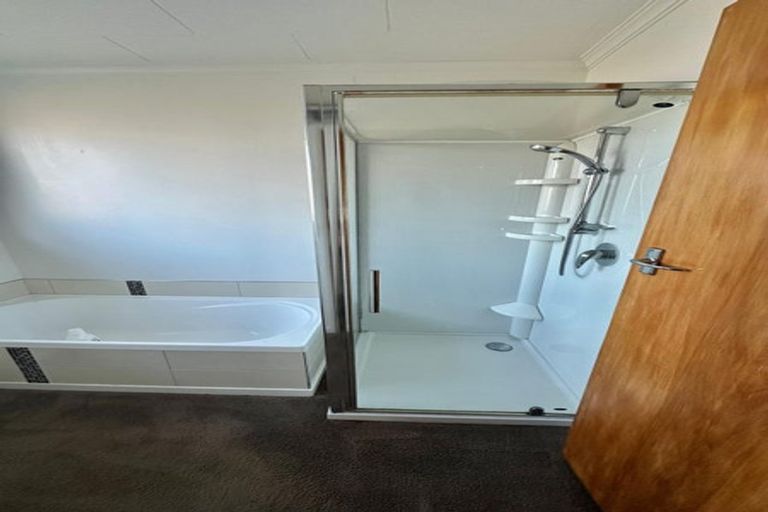 Photo of property in 16 Waldron Crescent, Green Island, Dunedin, 9018