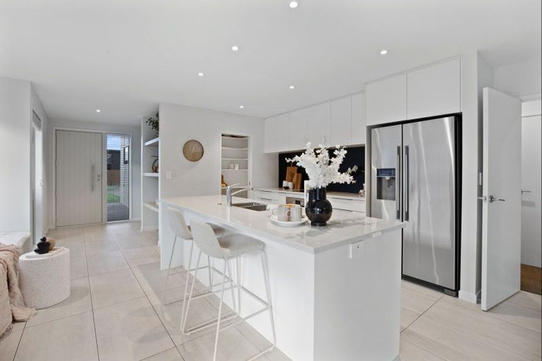 Photo of property in 63 Awatira Drive, Papamoa Beach, Papamoa, 3118