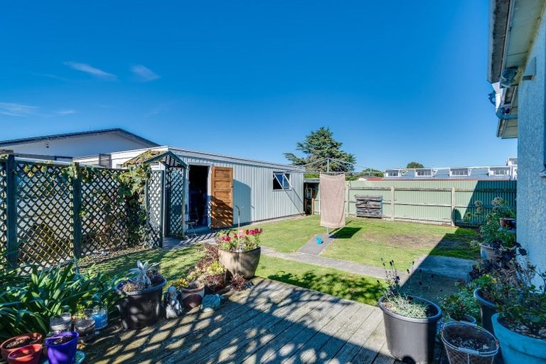 Photo of property in 22 Barton Avenue, Marewa, Napier, 4110