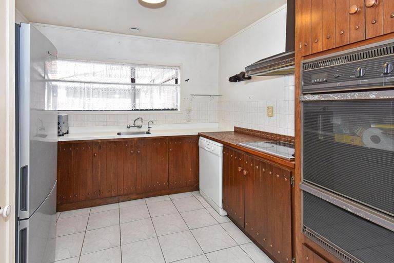 Photo of property in 2/30 Hoteo Avenue, Papatoetoe, Auckland, 2025