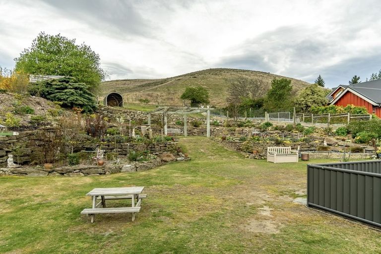 Photo of property in 44 Letts Gully Road, Letts Gully, Alexandra, 9393