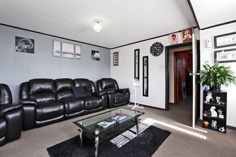 Photo of property in 561 Lowe Street, Camberley, Hastings, 4120