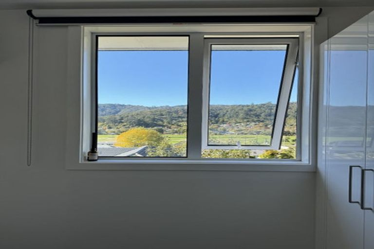Photo of property in 29 Bird Grove, Stokes Valley, Lower Hutt, 5019