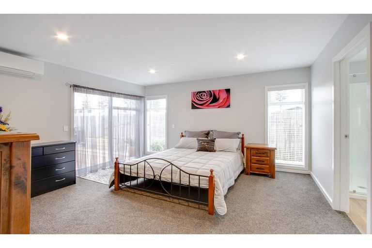 Photo of property in 18 Arrow Place, Te Awa, Napier, 4110