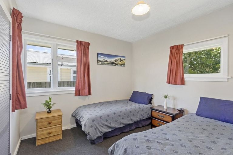 Photo of property in 9 Nyoli Street, Northcote, Christchurch, 8052