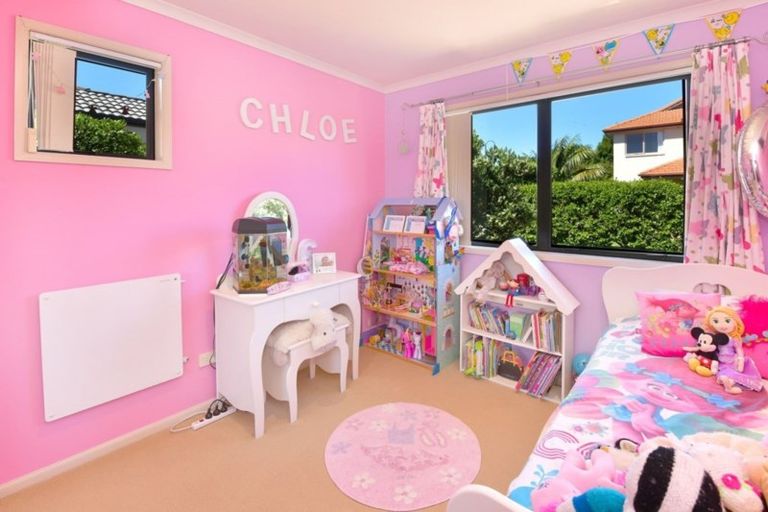 Photo of property in 10 Quarter Deck Lane, Gulf Harbour, Whangaparaoa, 0930