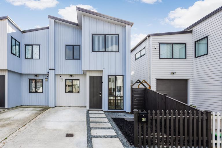 Photo of property in 41 Tumu Road, Papakura, 2110