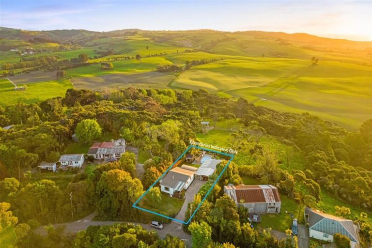 Photo of property in 9 Hamilton Road, Waimauku, 0881