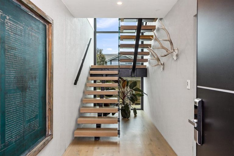 Photo of property in 3a William Bayes Place, Red Beach, 0932