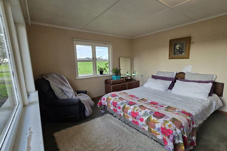 Photo of property in 880 Okahukura Road, Tapora, Wellsford, 0977